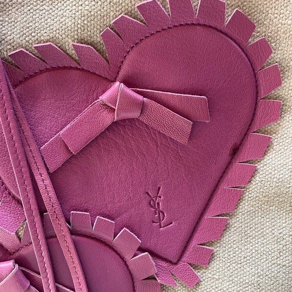 YVES SAINT LAURENT
Leather Heart Embellished Canvas Tote Bag - Picture 4 of 12